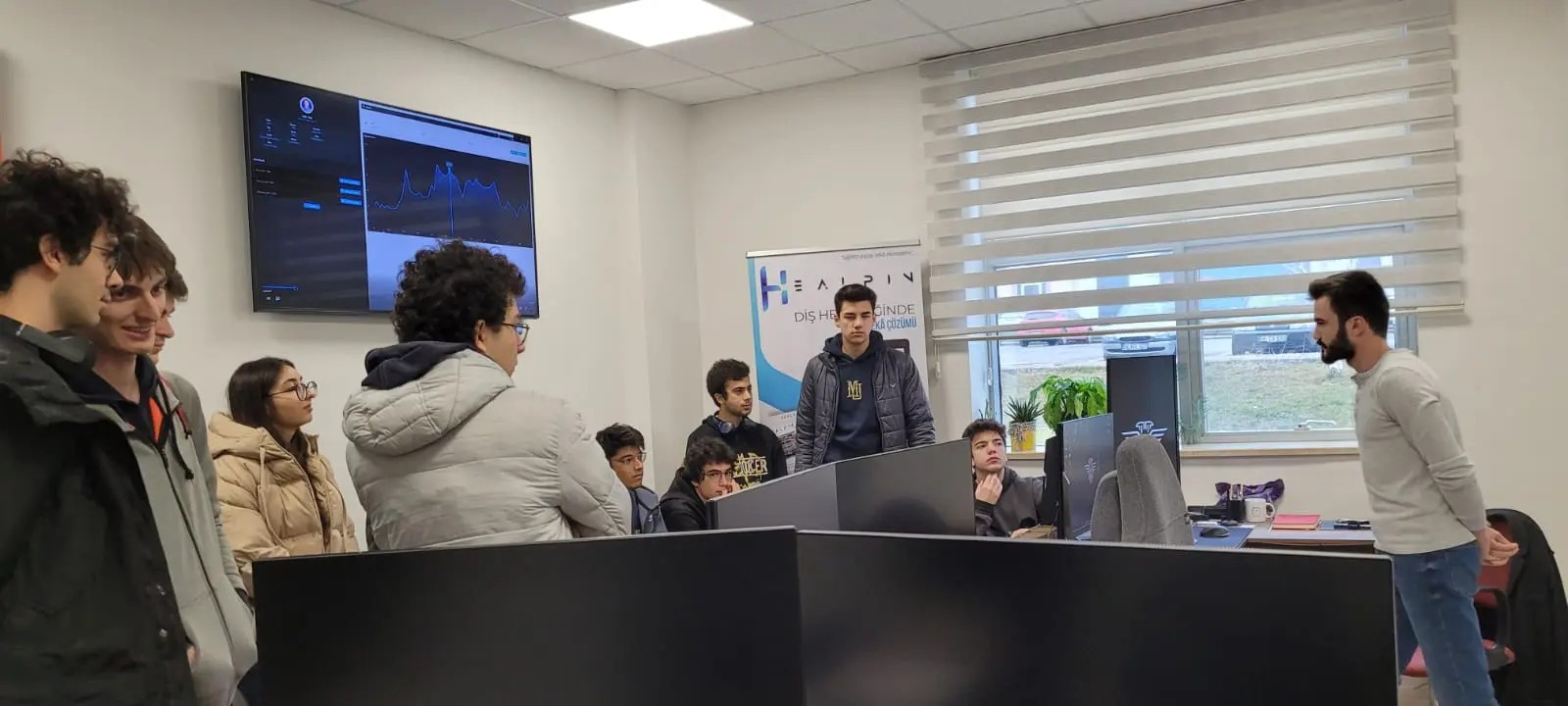 Sivas Ted Koleji öğrencileri ve öğretmenleri Cumhuriyet Teknokent’i ziyaret etti